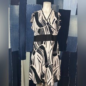 Abstract Summer Front Crossovers Shoulder Wing Dress Lightweight Sz XL